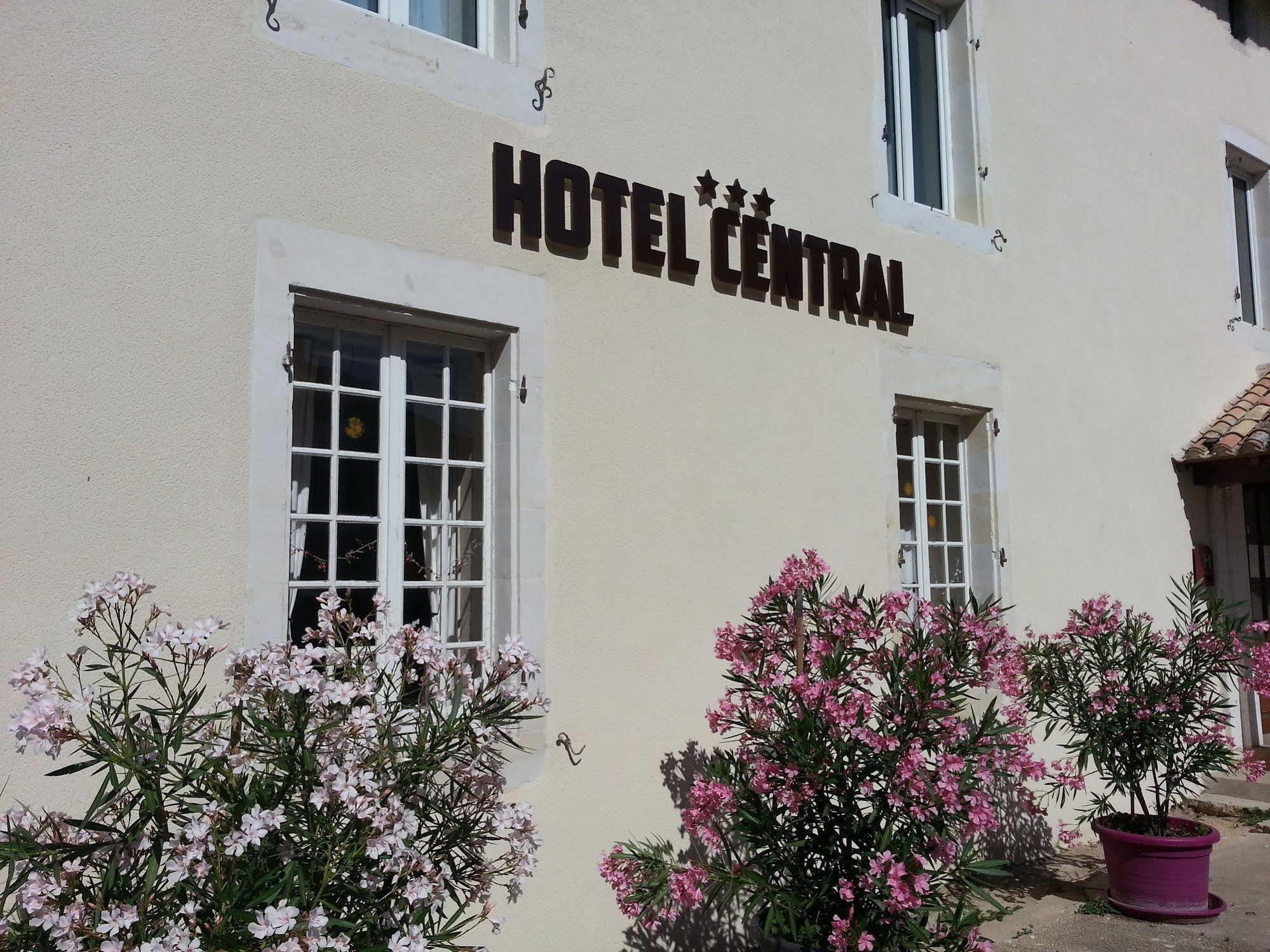 Hotel Central Chaunay Eksteriør billede